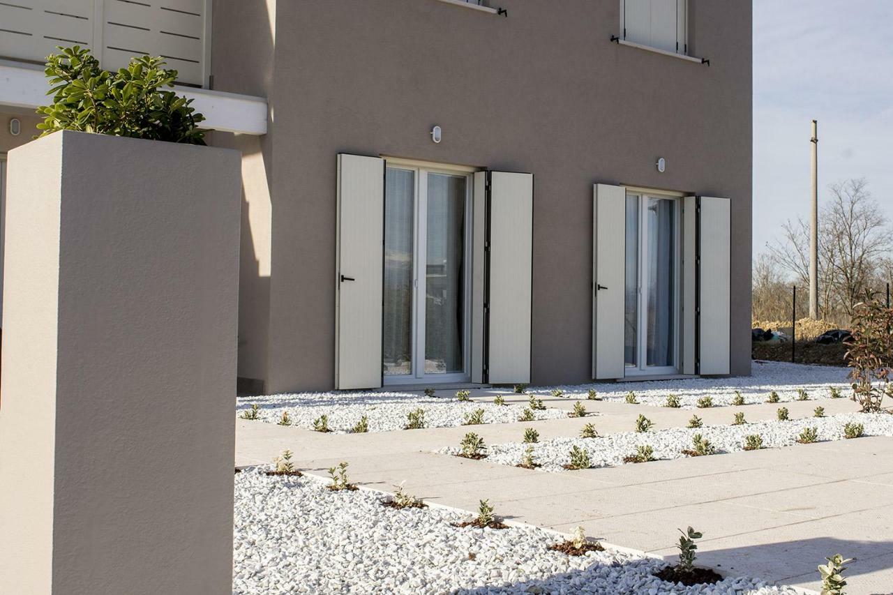 Home Suites Home Salionze 外观 照片
