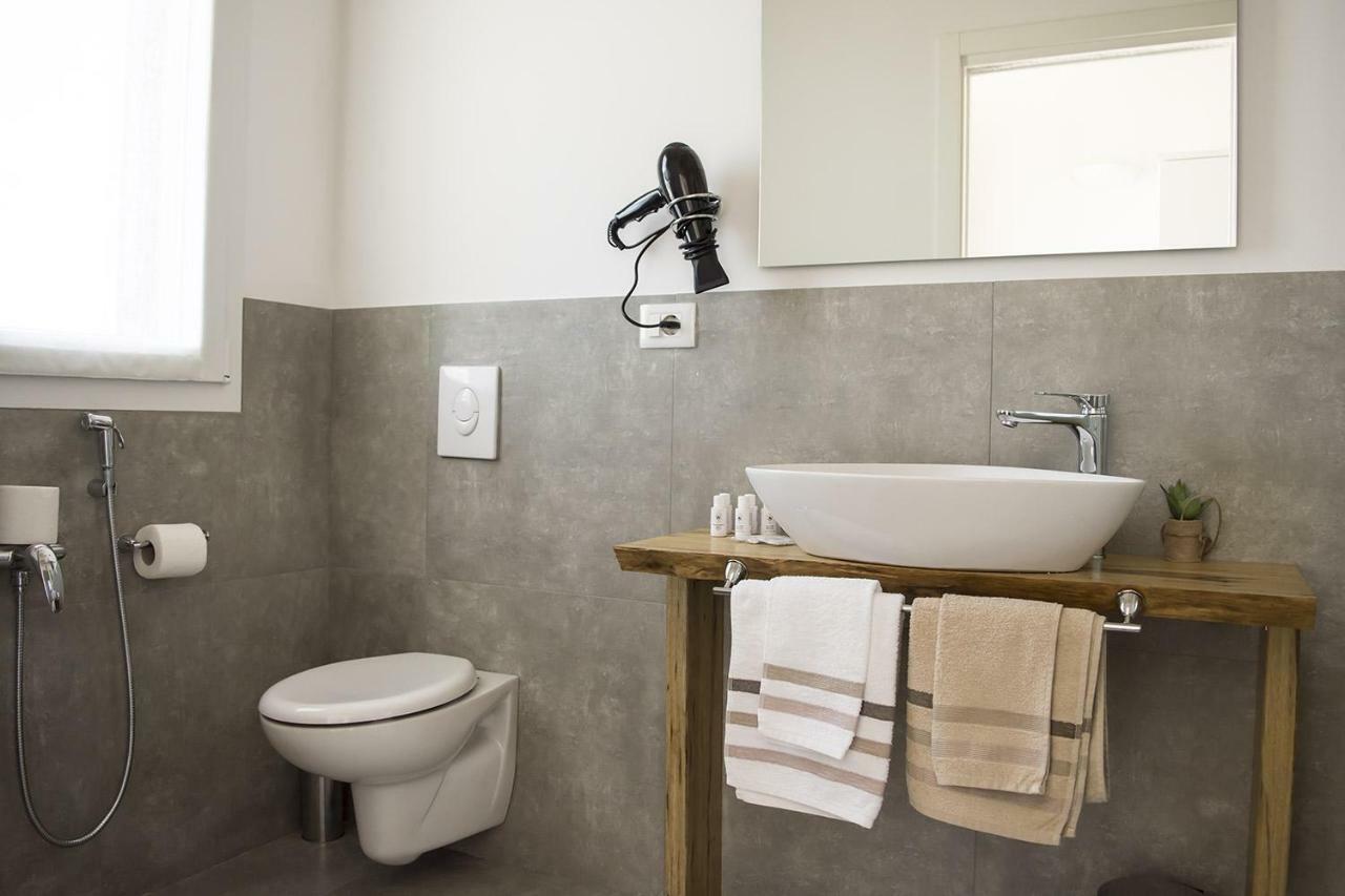 Home Suites Home Salionze 外观 照片